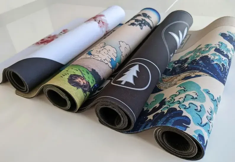 แผ่นรองเล่นการ์ดขนาด 60x35 ซม. ลาย Otter Mage สำหรับการ์ด MTG TCG เหมาะสำหรับการเล่น Commander กันลื่น ซักได้ ขอบเย็บอย่างดี