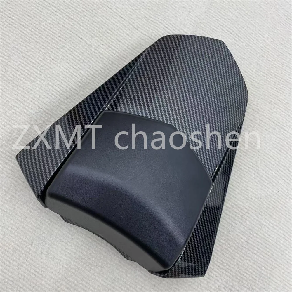The ABS motorcycle fairing is suitable for the carbon fiber painted rear hump rear tailgate of R1 2007 2008 2009