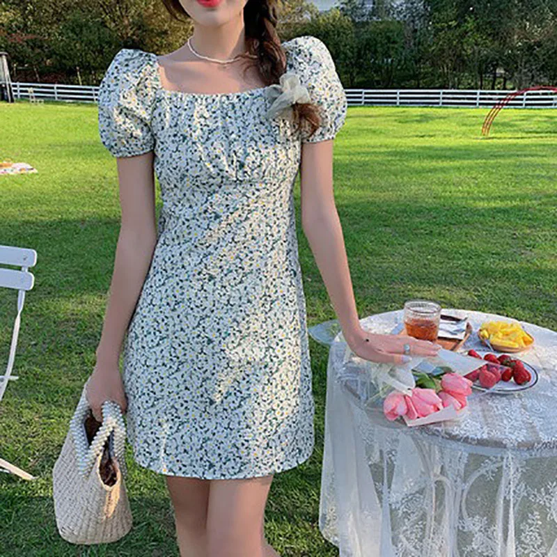 Retro Floral Print Summer Dress Women's Sweet Personality Square Collar Slimming Waist Design Forest System Date Dress