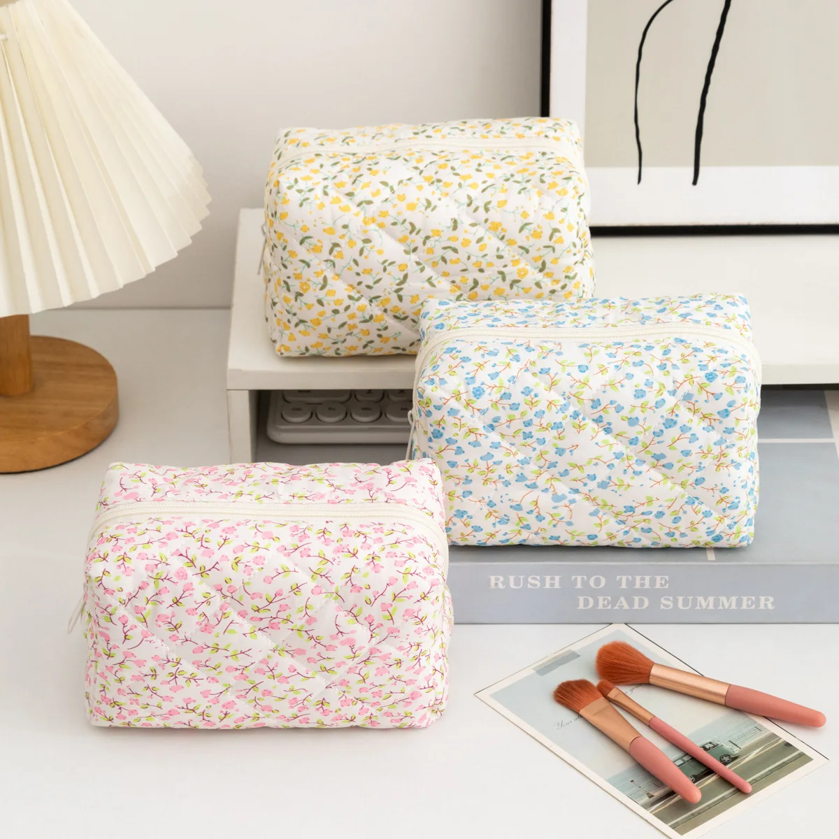 Floral Puffy Quilted Large Makeup Bag Travel Cosmetic Pouch Flower Printed Storage Organizer Makeup Accessory