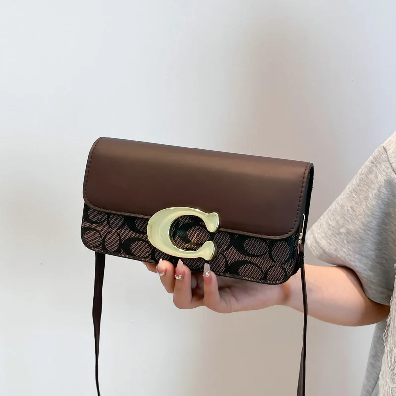 New Bag Women's New Versatile Small Square Bag Fashion Design Retro Tofu Bag High-grade Texture Shoulder Messenger Bag