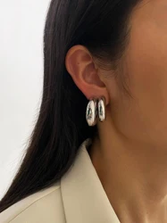 Peri'sbox High Polished Chunky Solid Gold Color C-shape Hoop Earrings for Women Simple Smooth Metal Earring Trendy Jewelry Party