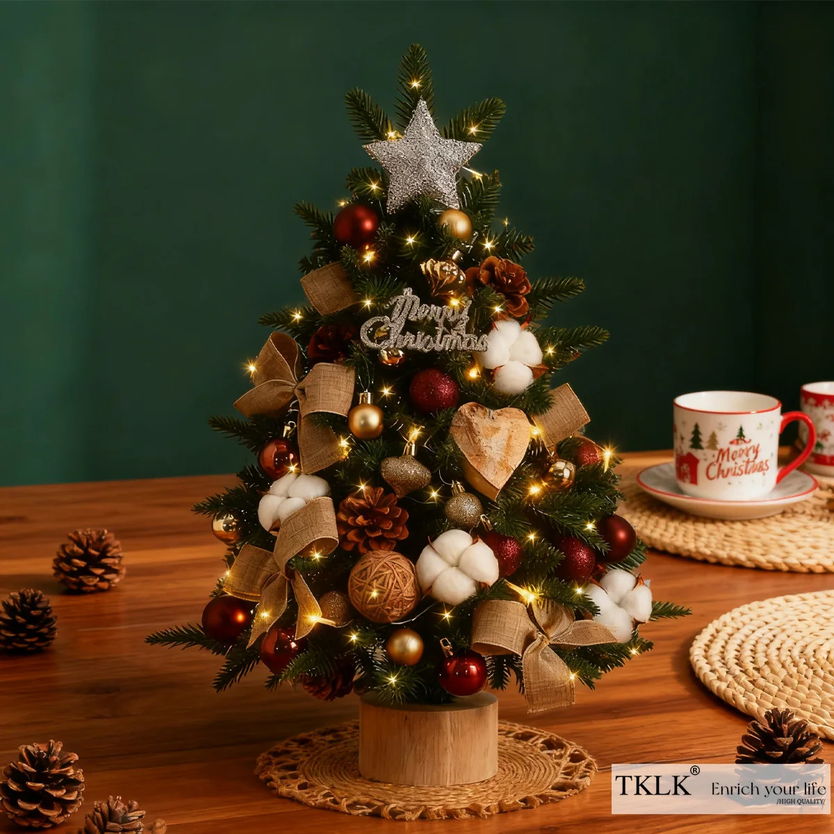 

1pc Small Artificial Christmas Tree, 45cm-Tall Table Christmas Tree(NO BATTERY), Ideal for Christmas Decor, Delicate Gifts