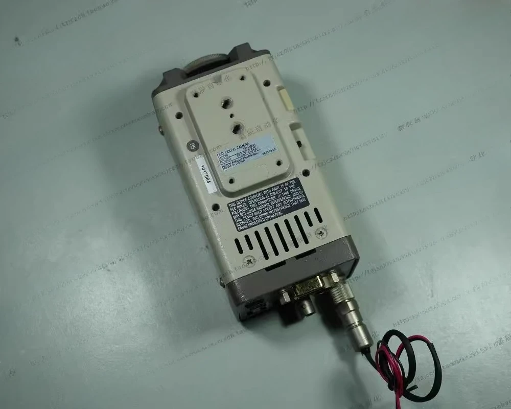 Hitachi KP-D50U 1/2…