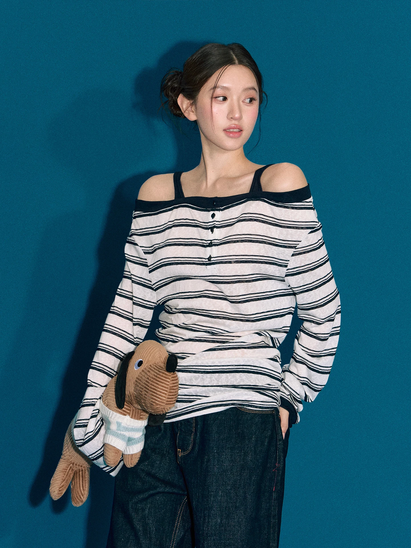 

Женская приталенная футболка OIOI E с длинным рукавом, повседневная, с V-образным вырезом, в цветную полоску, для осеннего сезона