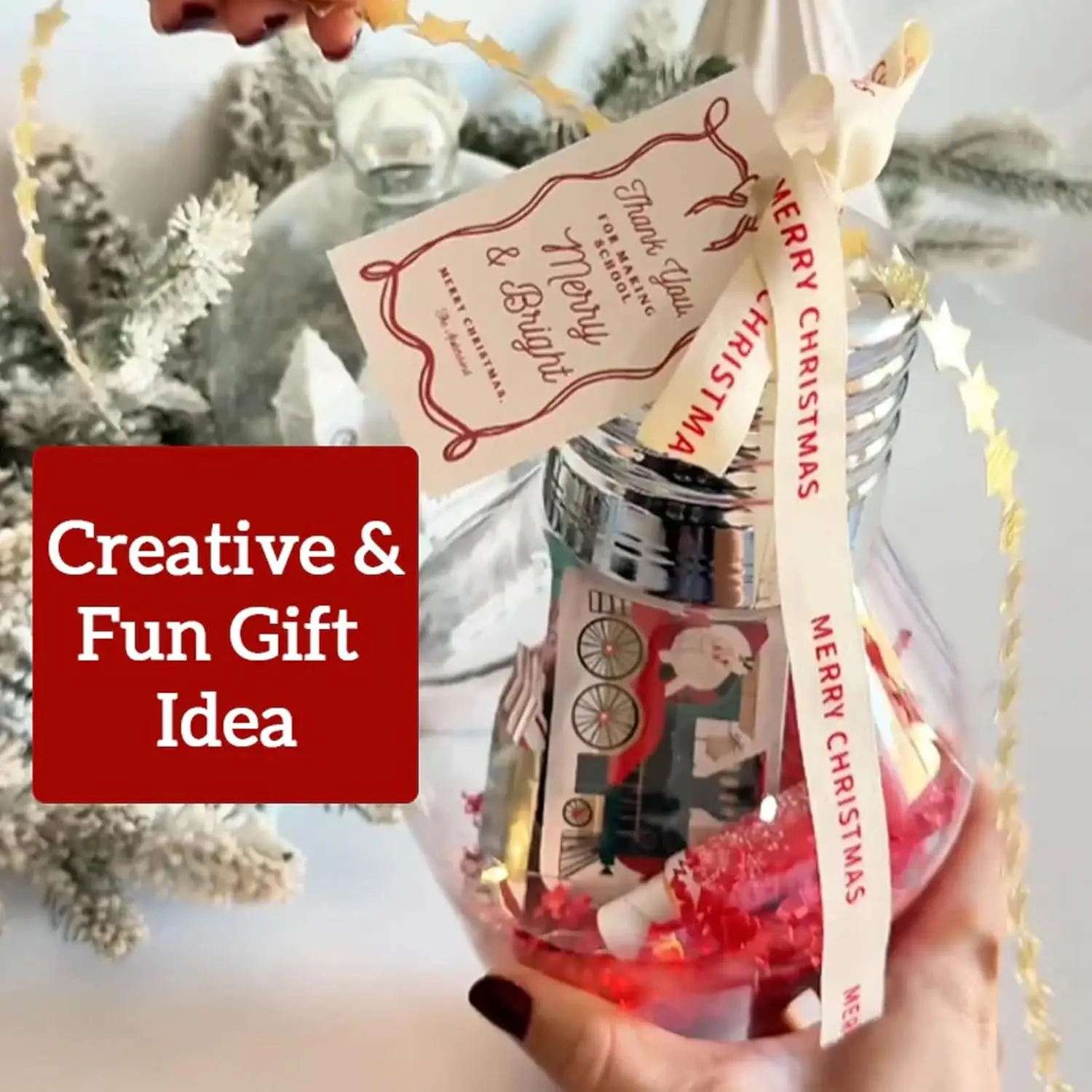Christmas Bulb Gift Jar Christmas Tree Ornament Fillable Light Bulb Shape Plastic Clear Christmas Ball Pendant Home Party Decor