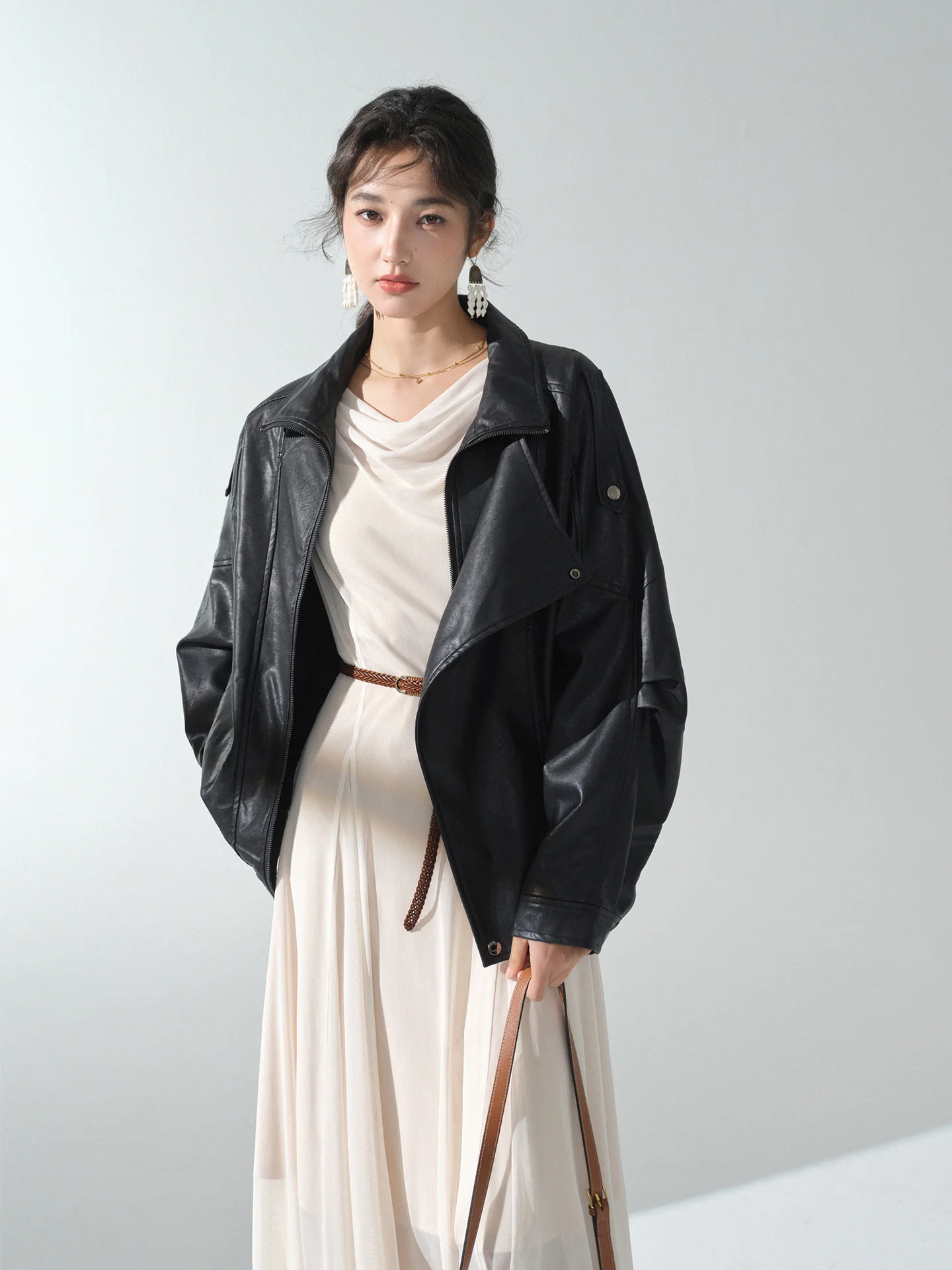 Vintage Brown Leather Jacket Short Moto Biker Coat Women Slim Casual Outerwear Autumn Fashion Retro Cropped Motorcycle Style Top