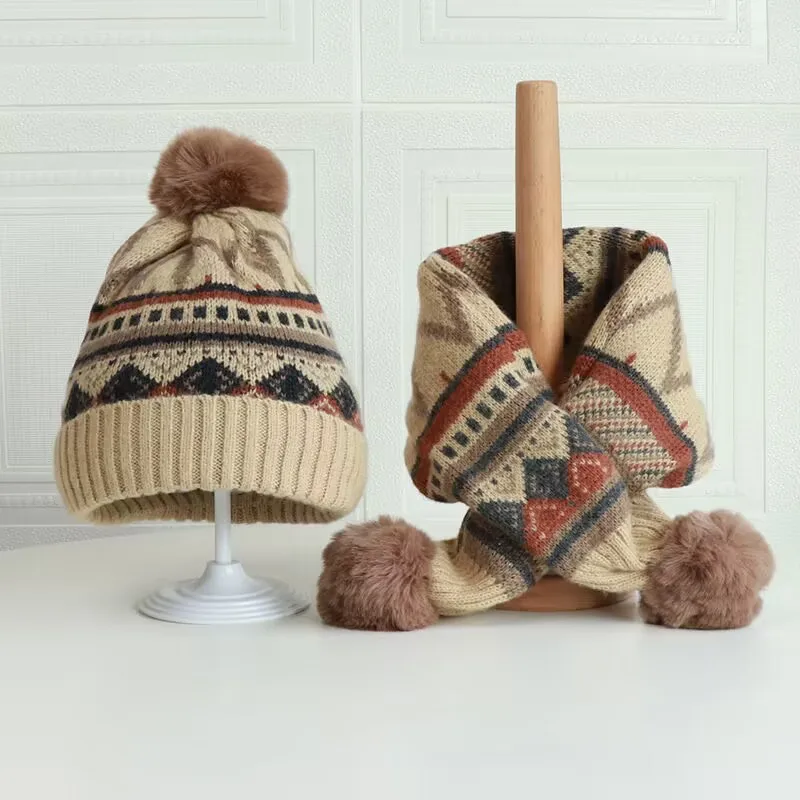 2023 autumn and winter new color pattern children\'s knitted wool hat warm cross neck two-piece set