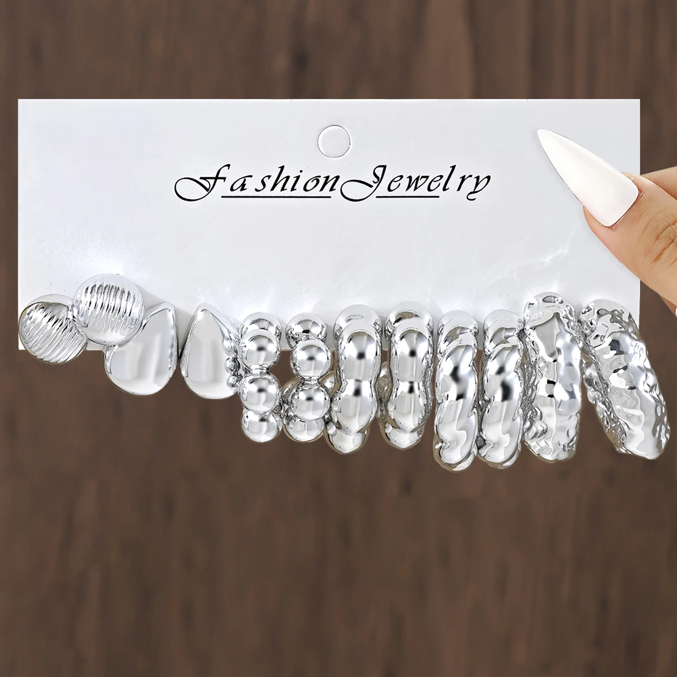 Womens Retro Personalized Creative CCB Earrings Large Set Minimalist Versatile Geometric C Shaped Earrings Studs