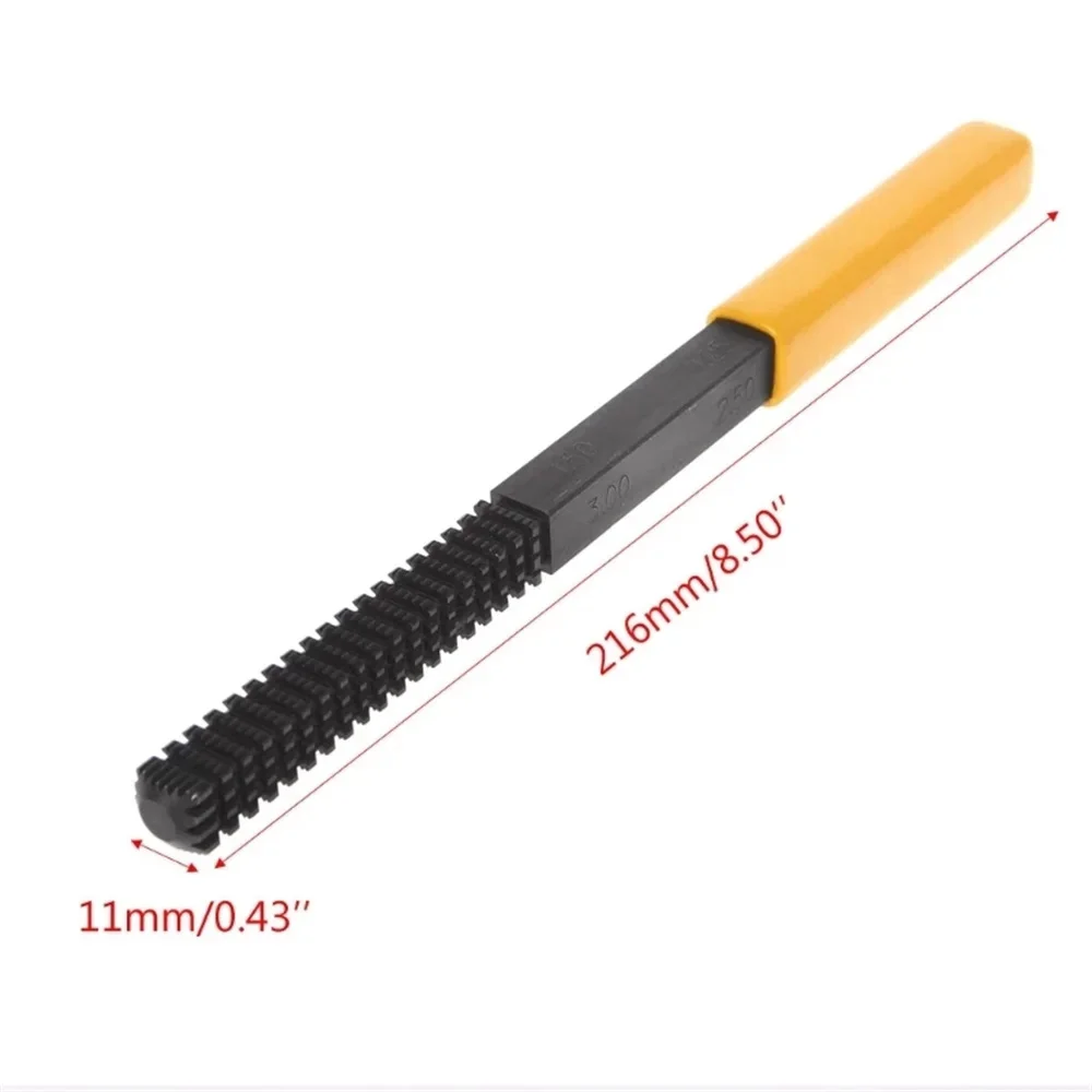 Thread Repair File Metric Thread Restoration Repair File Cleans Damaged Threads 0.75-3 mm Pitch Metal Hardware DIY Hand Tools