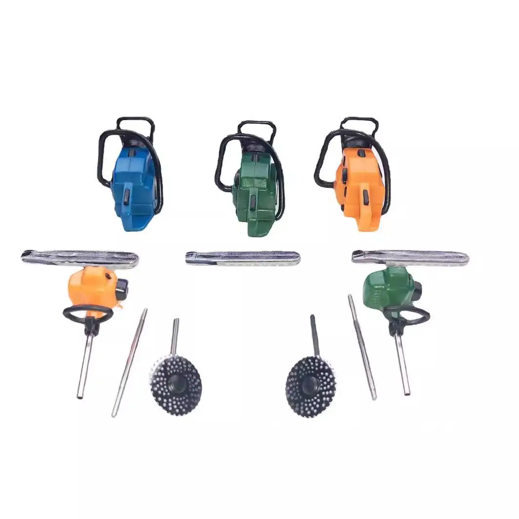 Mini cortador de grama com motosserra em escala 1:12 para decoração de cena de casa de bonecas modelo de simulação de plástico com embalagem de saco OPP