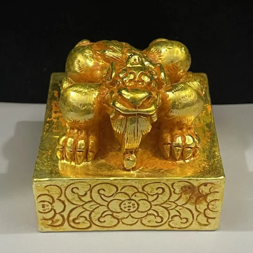 Chinese auspicious beast pixiu seal Ornament Decoration Tea Pet Figurines Desk Decor Accessories