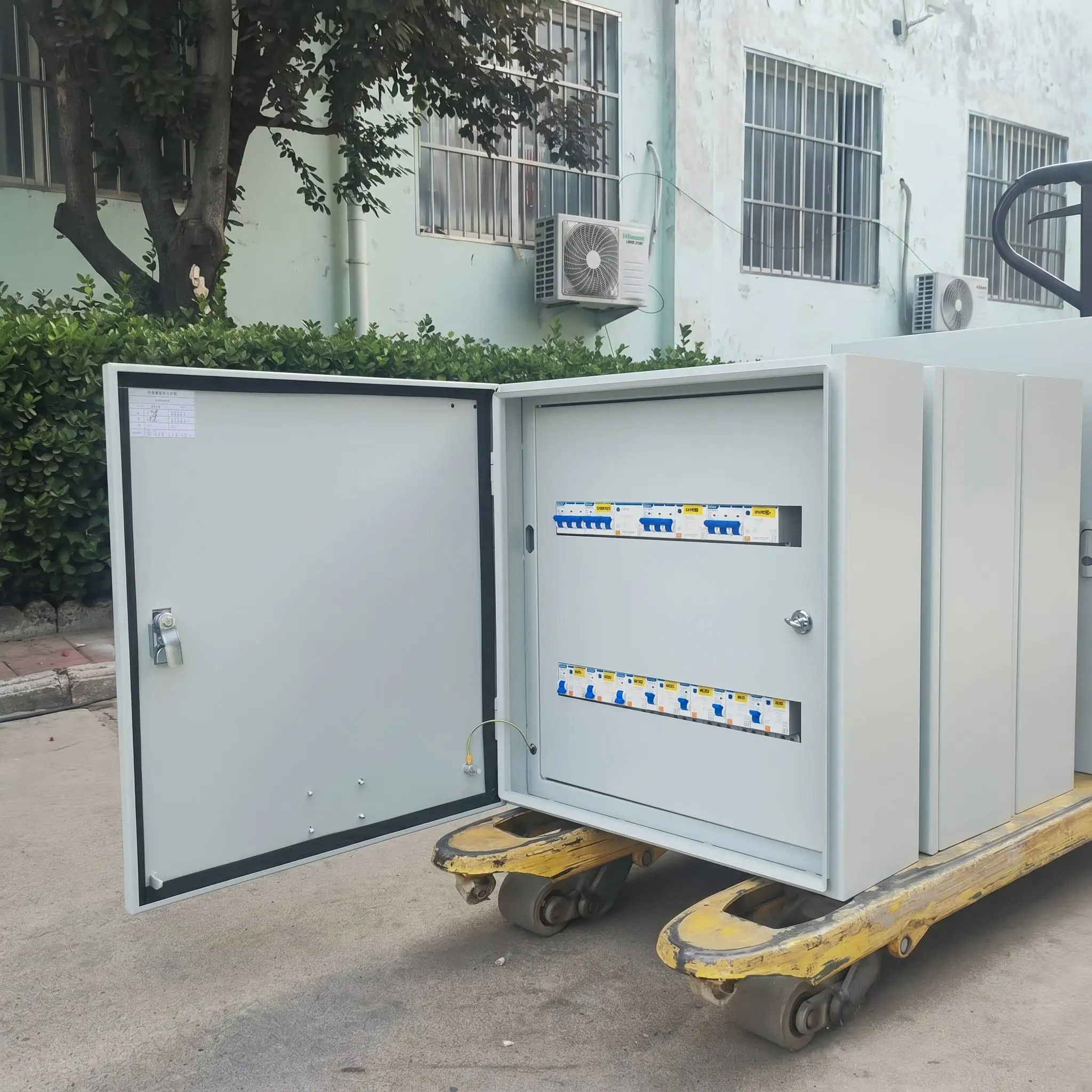 Industrial Double Door Electrical Panel Board Indoor Low Voltage Distribution Panel   Electrical Distribution Box  LV Switchgear