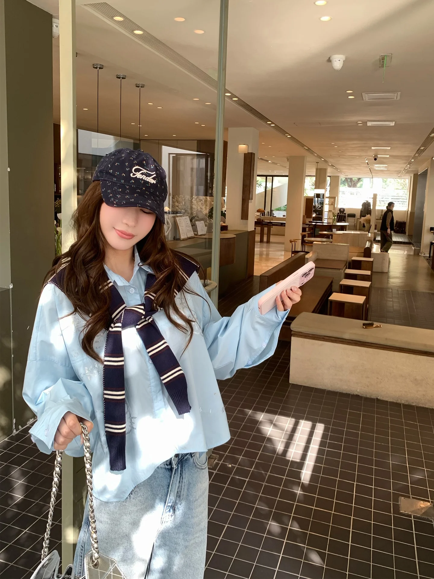 

Xueke Blue Rhinestone Kitty Shoulder Shirt Women's Casual Design Spring Summer New Style Long Sleeve Comfortable Breathable