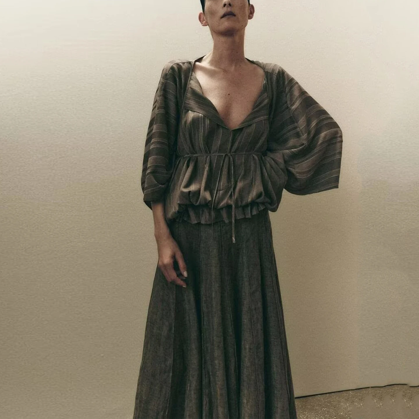 

Женская мода Fluffy Tfeta irt Polyester Fiber Wide Sve Six-Length Sve Polyester 00% Bulkin Весна Осень