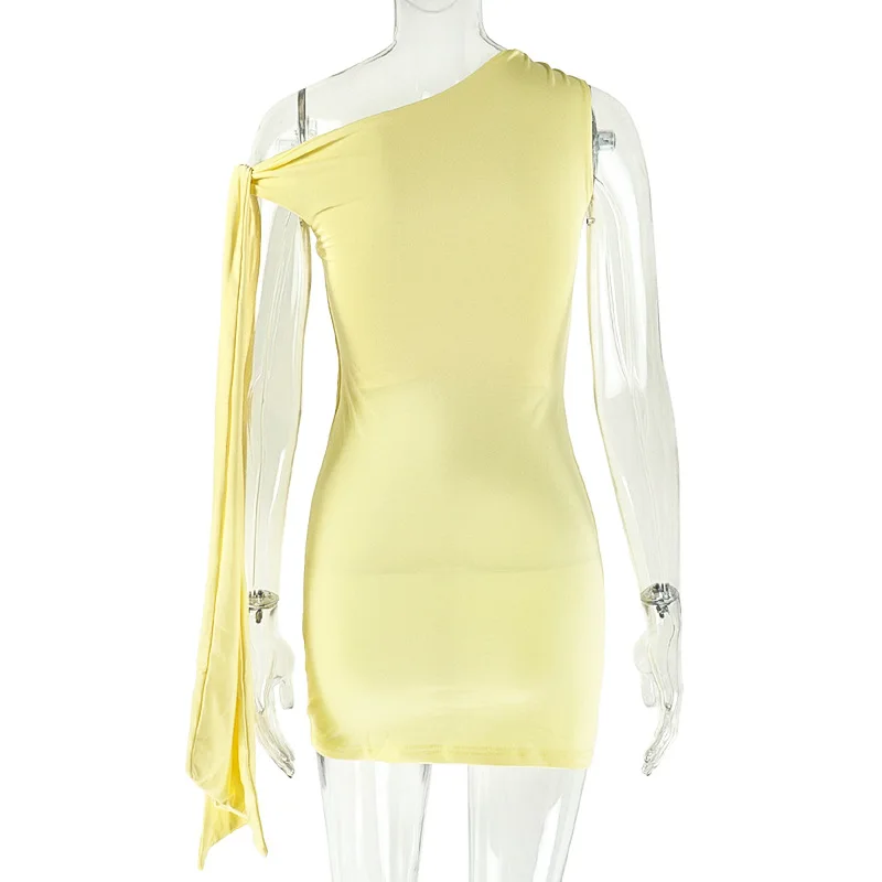 

2026 New Temperament Women's Pleated Daily Solid Color Fashion Bag Hip Skirt Strap Diagonal Collar New Short Dress