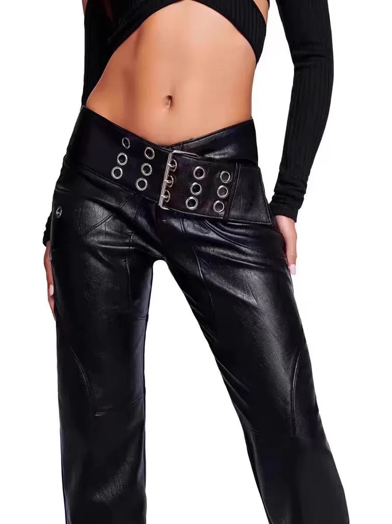 

Низкая талия, облегающие металлические V-образные брюки с перекрестным поясом, декоративные мотоциклетные уличные брюки, прямые брюки из синтетической кожи для женщин