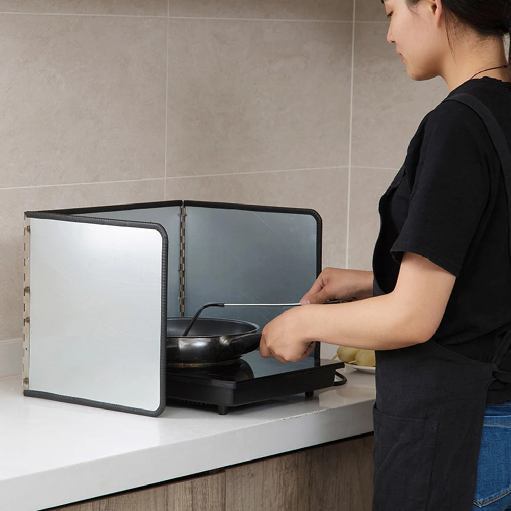 

Oil Baffle Plate Kitchen Oilproof Panel Nonstick Heat Insulation Board Stove Protective Cooking Gadgets Home Use Kitchen