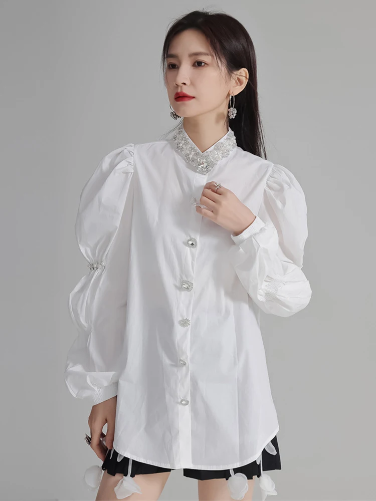 [EAM] Women White Rhinestones Vintage Blouse New Stand Collar Long Puff Sleeve Shirt Fashion Tide Spring Autumn 2024 1DH4181