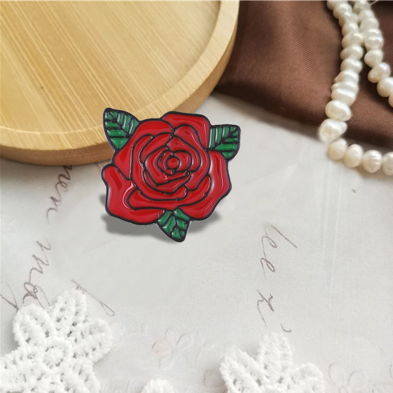 Badges Floral Plant Jewelry Lover Mothers Day Gift for Kids Friends Red Rose Enamel  Brooch Custom Flowers Pines Lapel