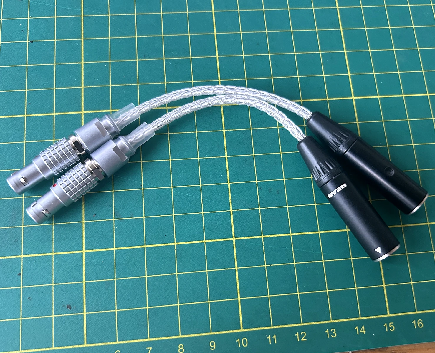 محول صوت لسماعة الرأس لـ ZMF Eikon Auteur Audeze البؤري يوتوبيا فائق الدقة ، مزدوج 4-pin صغير XLR ، من الإناث إلى الإناث يوتوبيا