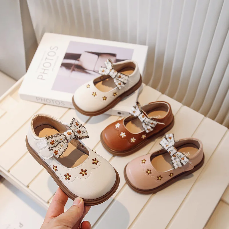 Trendy Leather Shoe Simple Retro Embroider Girl Shoes Fashion Versatile Elegant Princess Shoes Flat Kid Shoe Exquisite Sandal