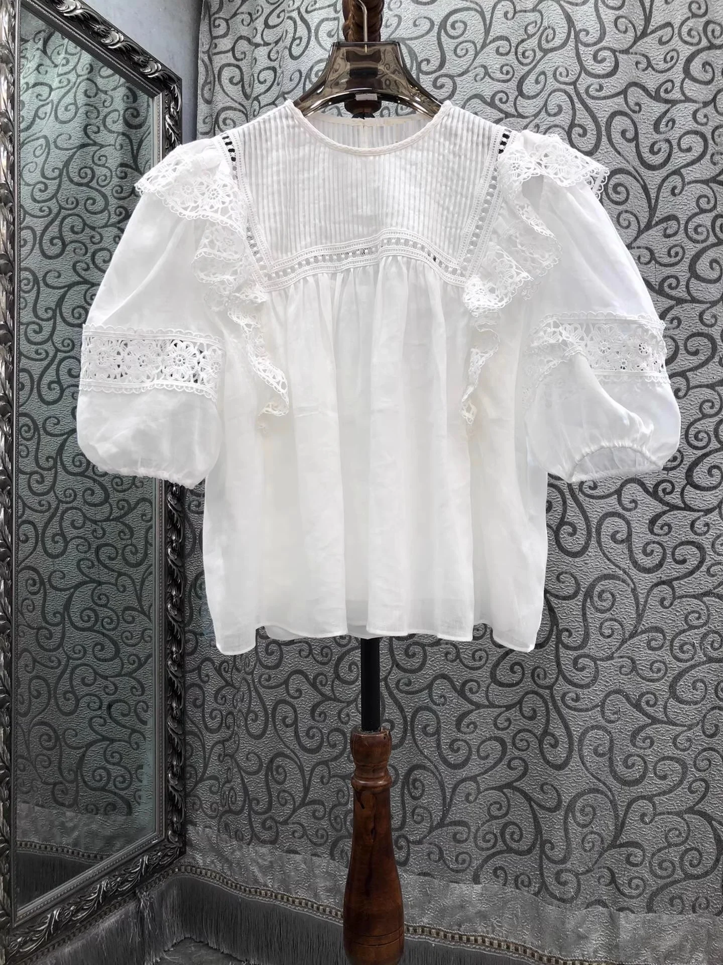 

Tops Fashion Blouse Shirt 2025 Summer Style Lady Hollow Out Embroidery Ruffle Floral Lace Patchwork White Green Cotton Linen Top