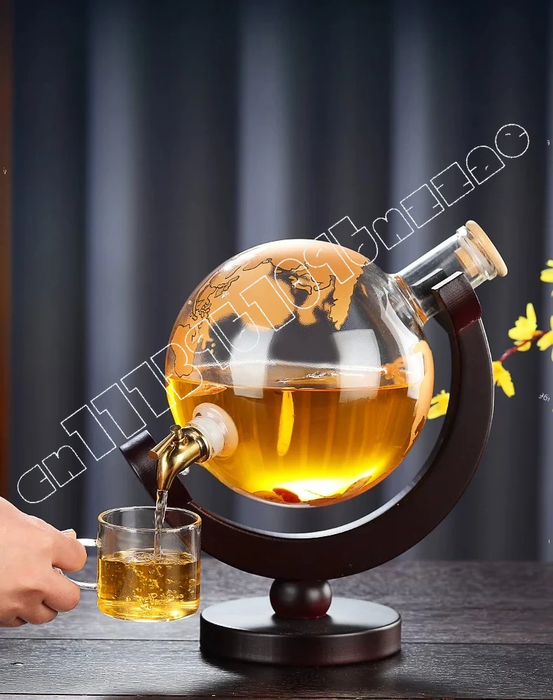 

Thickened Sparkling Wine Glass Bottle with Faucet Household Globe Wine Bottle Ornament Sealed High-value Wine Bottle for