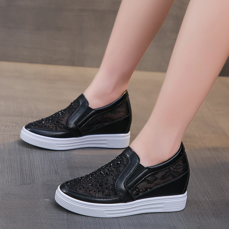 2024 Spring Summer New Mesh Casual Shoes Women\'s Breathable Lazy White Black Hollow Lace Inner Increase Fashion Loafer Slip-On