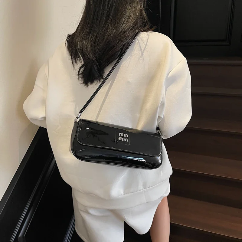 

Classic Minimalist Crossbody Handbag Women Elegant Leather Tote Vintage Messenger Purse Luxury Solid Color Paris Fashion Design
