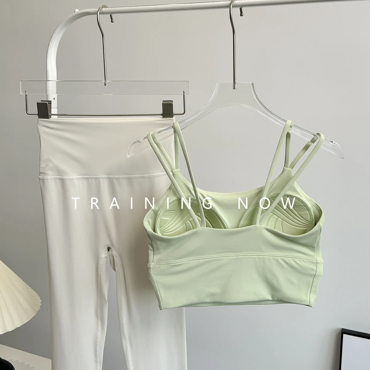 

Yoga suit for women in summer internet celebrity new Pilates training sportswear professional running speed drying fitness suit