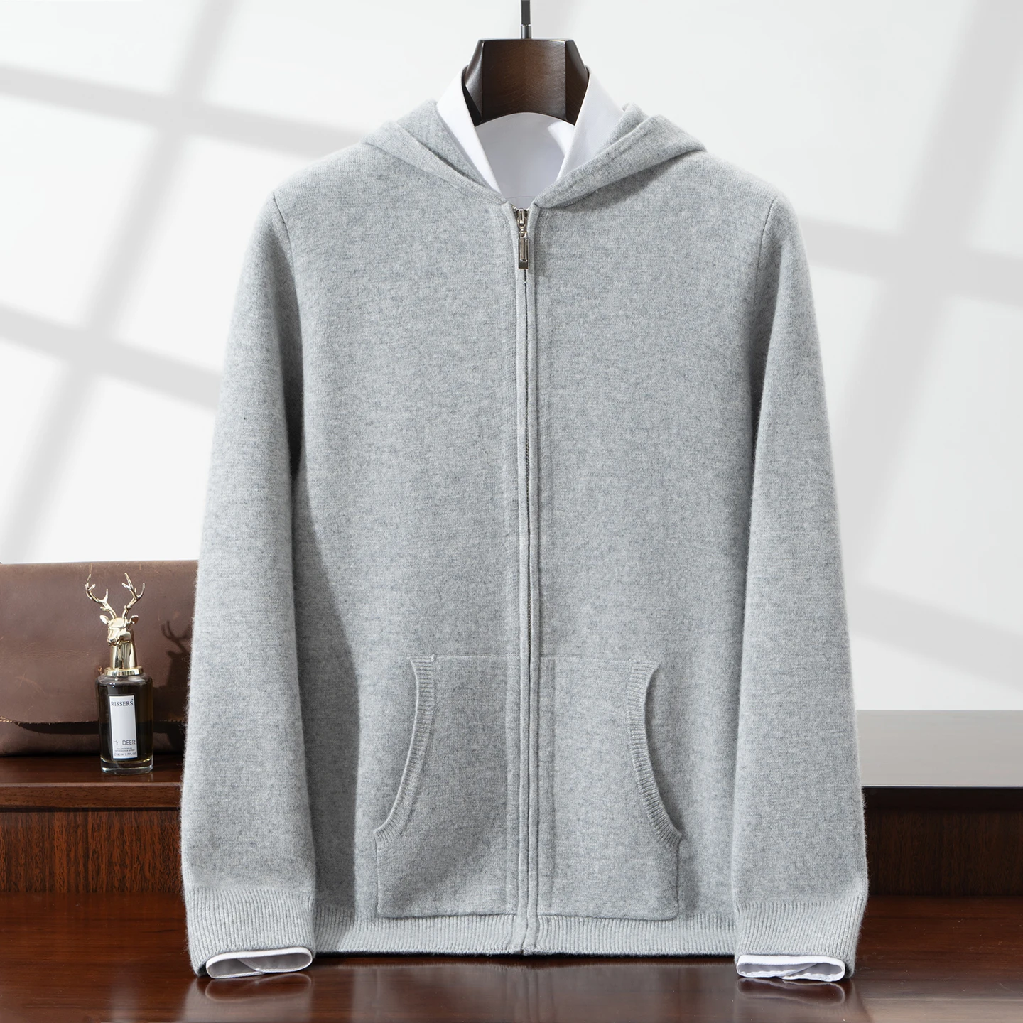 

2025 New Men Knitted Hooded Cardigan 100% Merino Wool Sweater Zipper Design Pocket Decoration High quality Thick Warmth Hoodie