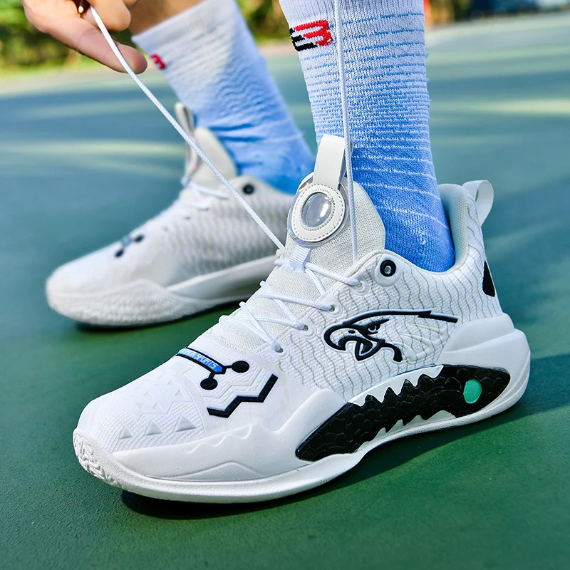 Sepatu basket berkualitas tinggi yang menyala dalam gelap, sol karet, EVA dengan gesekan yang berbunyi untuk siswa sekolah menengah.