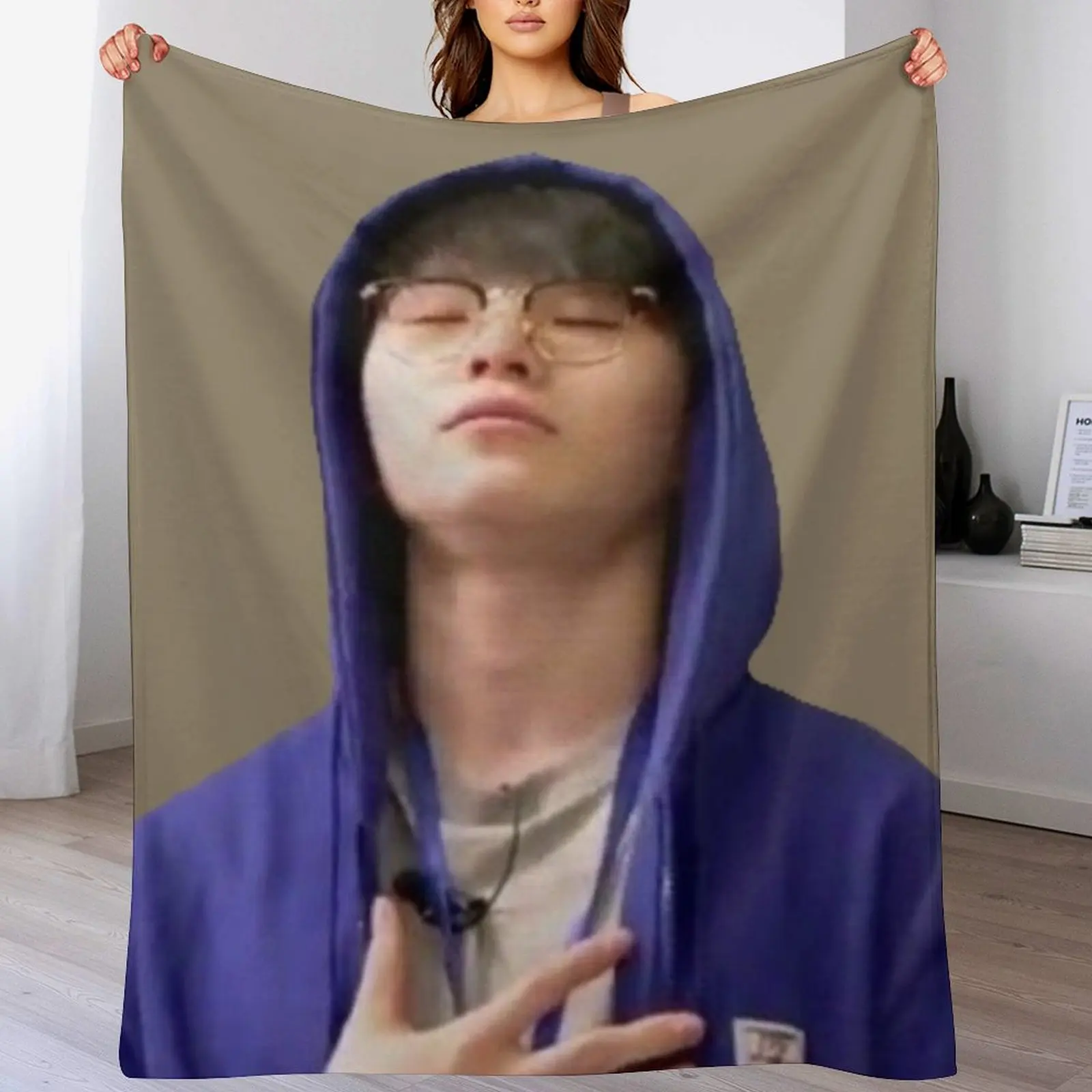 Woozi Relaxed Meme Throw Blanket Thin Blankets For Bed Blankets