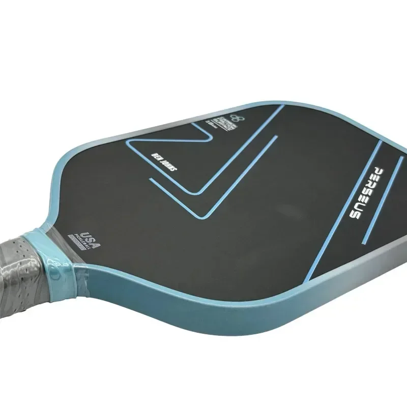 Pickleball paddle t700 fibra de carbono cabeça plana superfície áspera termoformada núcleo de favo de mel pp, núcleo thinkness 16mm, gradiente vermelho/azul