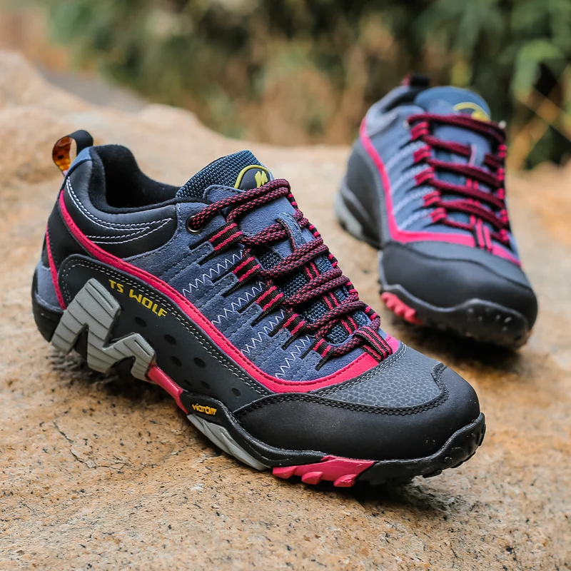 Good Quality Women Sport Climbing Sneakers Anti-slippery Female Hunter Walking Forest Shoes Leather Girls Hiking Shoes