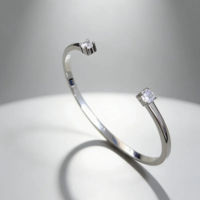 

2025 New Classic Fashion Inlaid Zircon Open Bracelet, Simple Luxury Engagement Wedding Fashion Jewelry Gift for Women