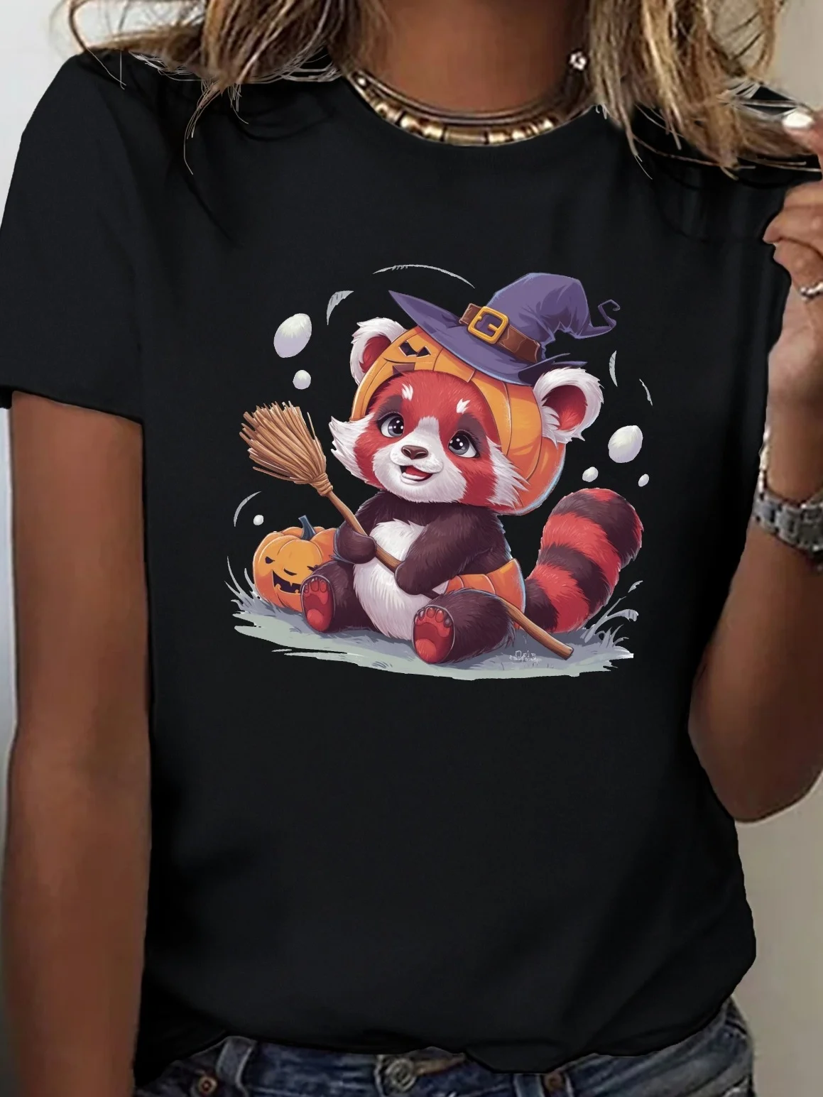 

Adorable anime style red panda pure cotton women's T-shirt comfort fit