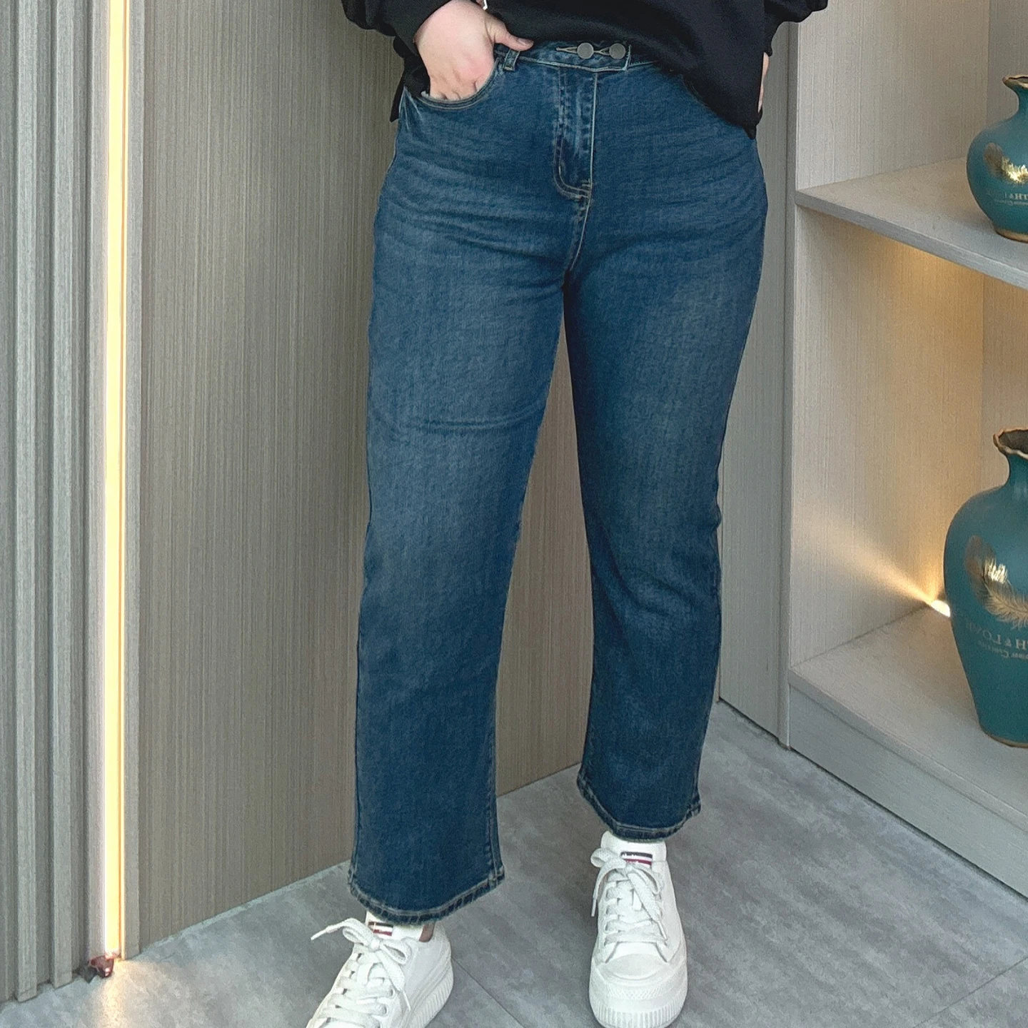 Xxxxxl moda plus size calças de brim femininas novo outono premium esticado denim dois botões carcela reta tornozelo comprimento calças 5351