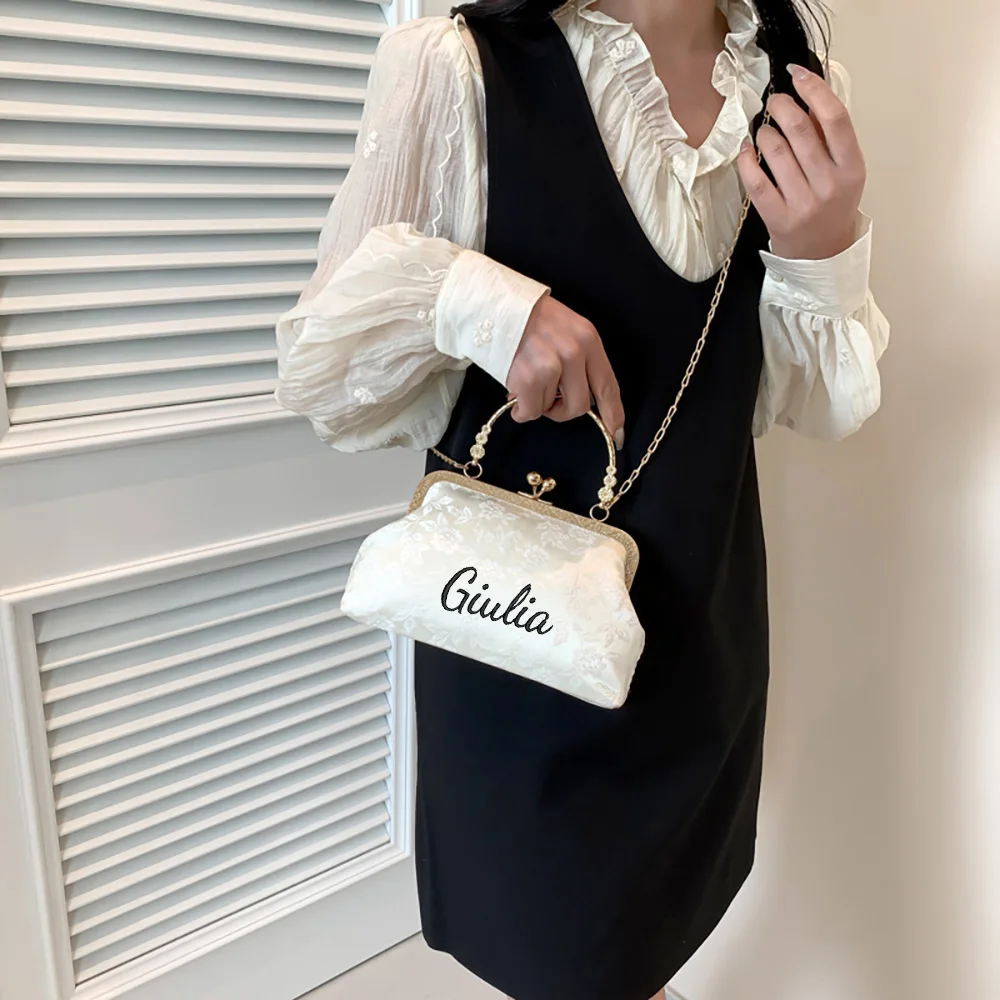

Personalized Embroidery Handbag, Casual And Simple Texture Shoulder Bag, Fashionable And Niche Design, Crossbody Women's Bag