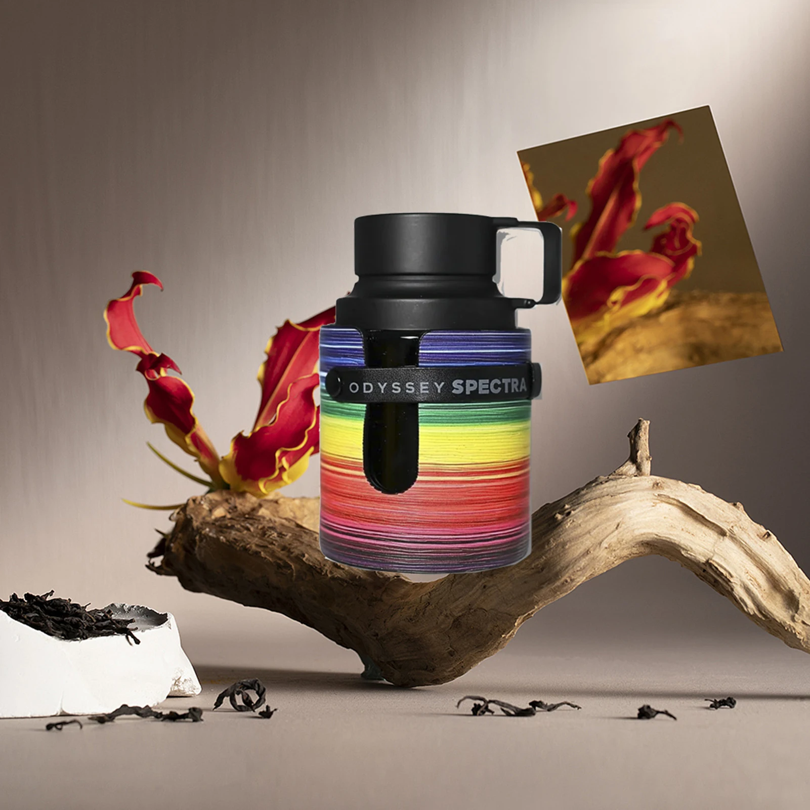 アルマフ オデッセイ スペクトラ レインボーエディション ユニセックス オードパルファムスプレー 3.4オンス 多用途 長持ちする香り