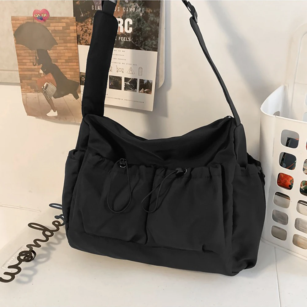 Kordelzug-Umhängetasche, Schultertasche mit großer Kapazität, modische Reißverschlusstasche, universell für Männer und Frauen, geeignet für die Schule. – Detail 3