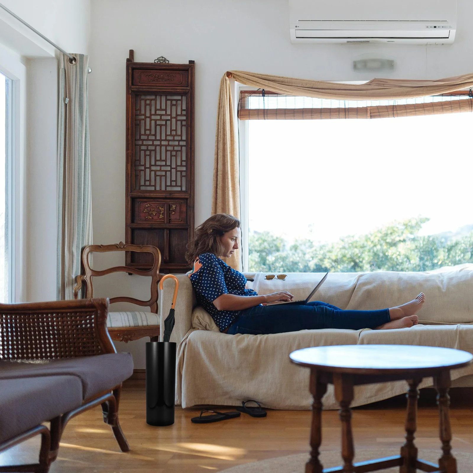 

Round Umbrella Holder 15.72 Inch Portable Design Aesthetic and Practical Entryway Umbrella Stand for Home Office Hotel