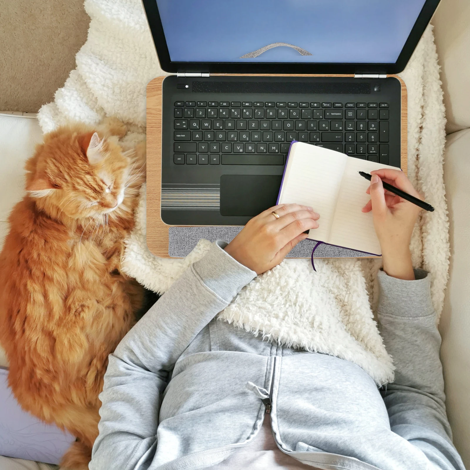 

1pc Ergonomic Foldable Lap Anti-Slip Laptop Table Portable Bed Study Desk For Student Home Computer Desk With Cushion