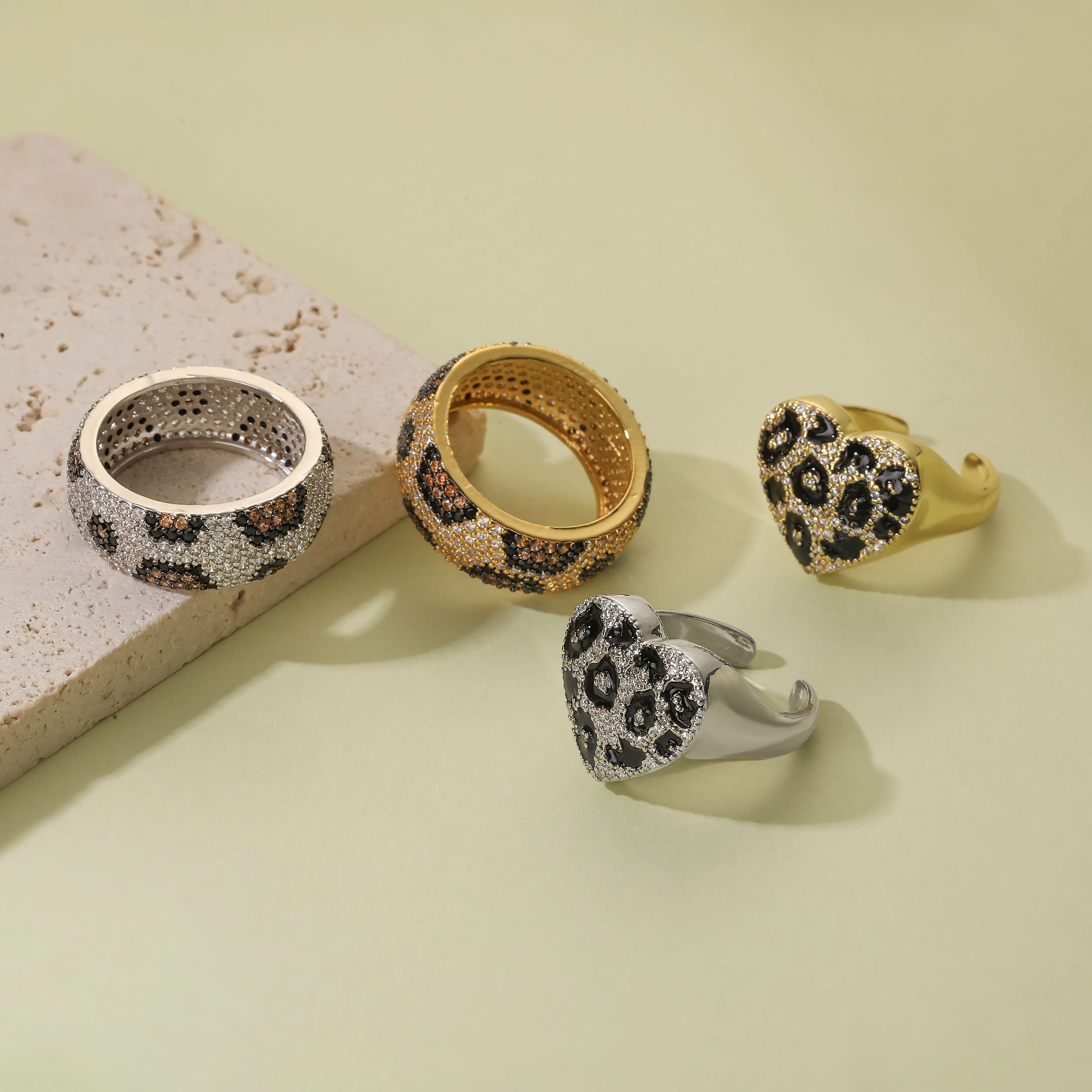 HECHENG, zweifarbiger Ring mit Leopardenmuster, runde Herzform, verstellbarer Schmuck, Unisex, Hip-Hop, Y2K-Zubehör, 1 Stück – Detail 2