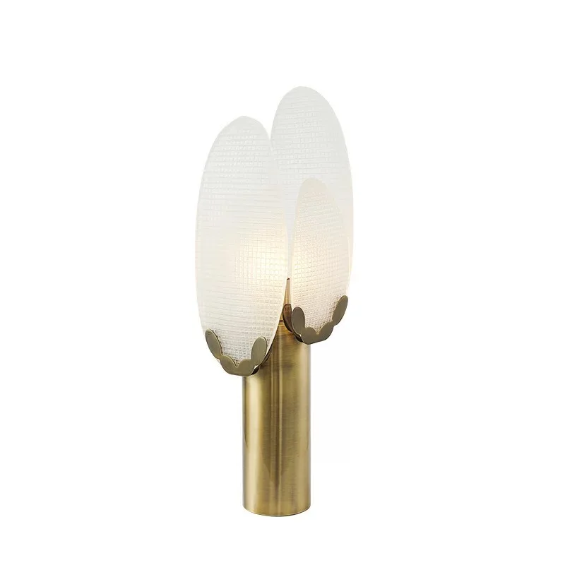 

Postmodern light luxury living room table lamp designer style personality creative exhibition hall metal glass art table lamp