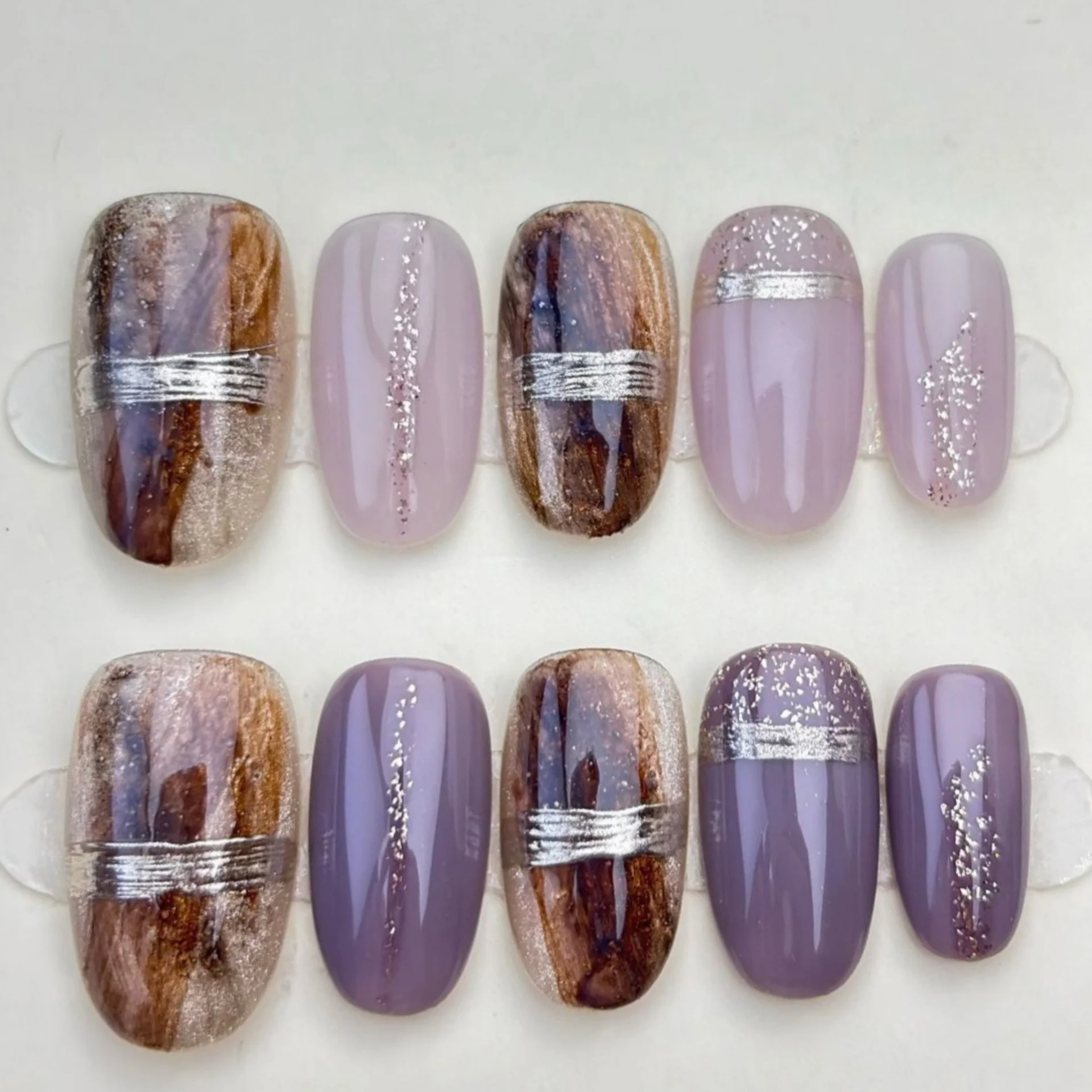 10枚入り グリッターヌード ハンドメイド つけ爪セット ウェアラブル ショートオーバル 付け爪 シャイニーパウダーデザイン チップ フェイクネイル アート マニキュア