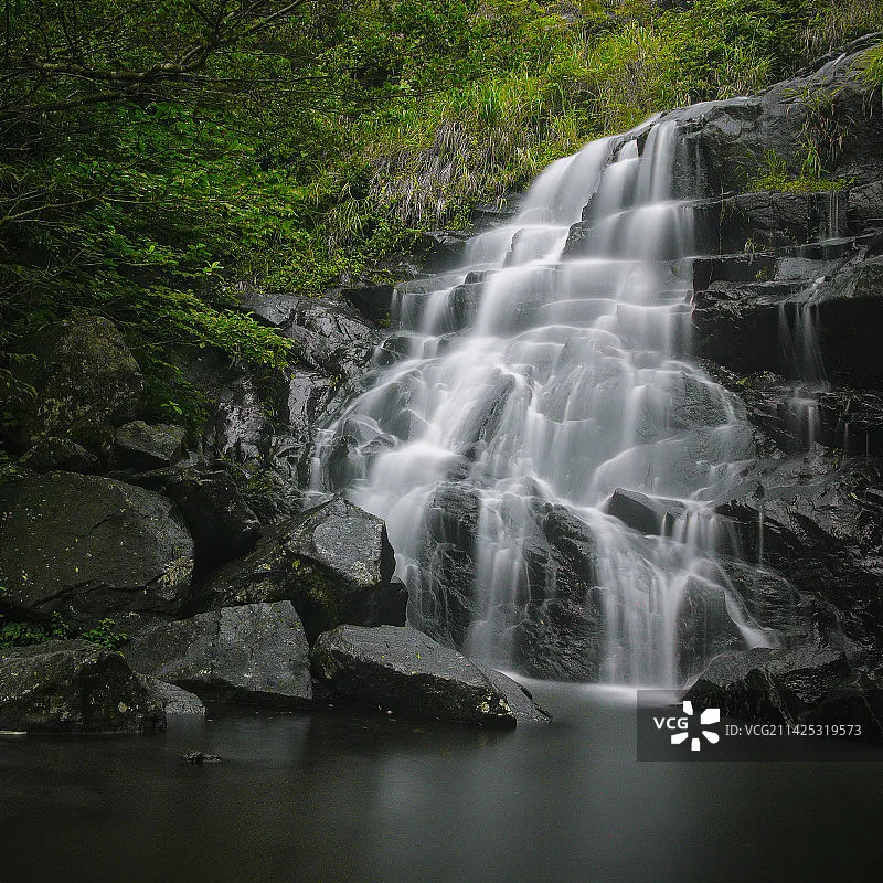 

GAONENG GNB 30000mAh 8S 29.6V 5C QS8 semi-solid-state lithium-ion battery, 310Wh/kg, suitable for multi-rotor drones.