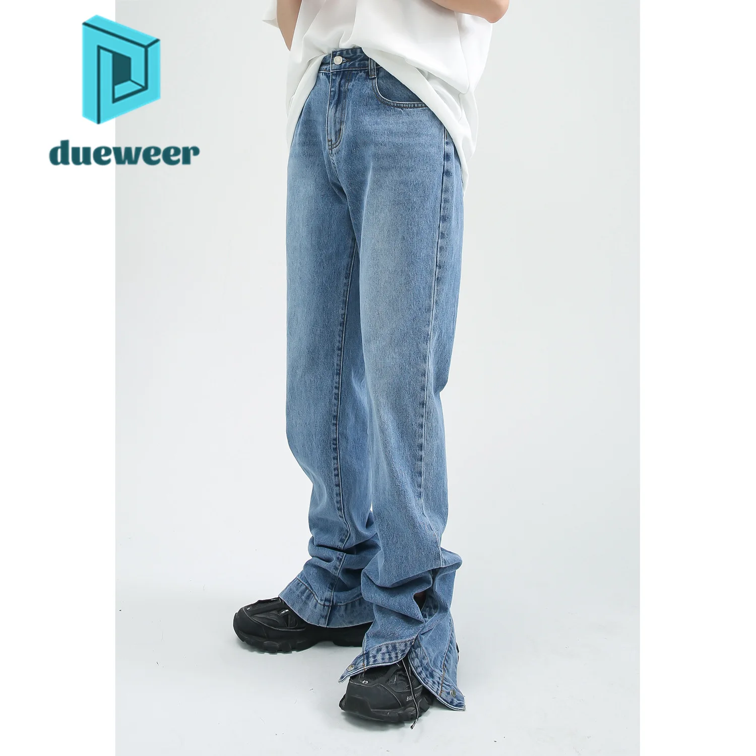 

DUEWEER Men Summer Button Slit Design Jeans Baggy Straight Punk Trousers for Men Distressed Casual Hip Hop Denim Pants 2022