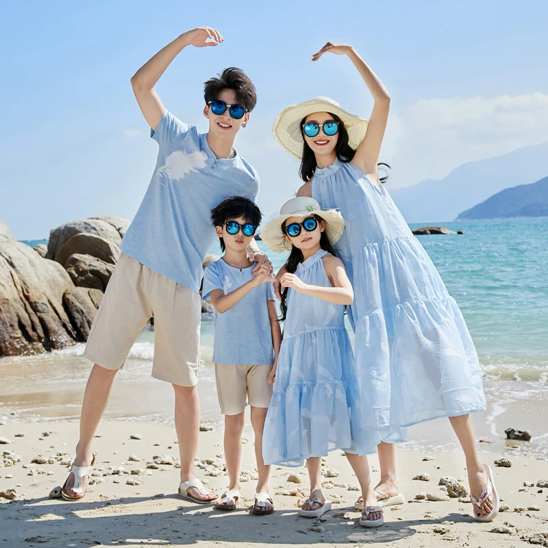 Vacation Look Family Matching Clothes Resorts Mom Daughter Blue Dresses Holidays Dad and Son Tops Shorts Two Piece Sets Outfits